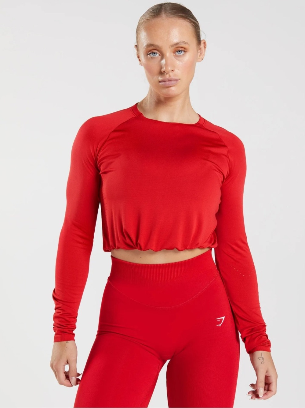 Gymshark XS Long Sleeve Cropped Top in Red